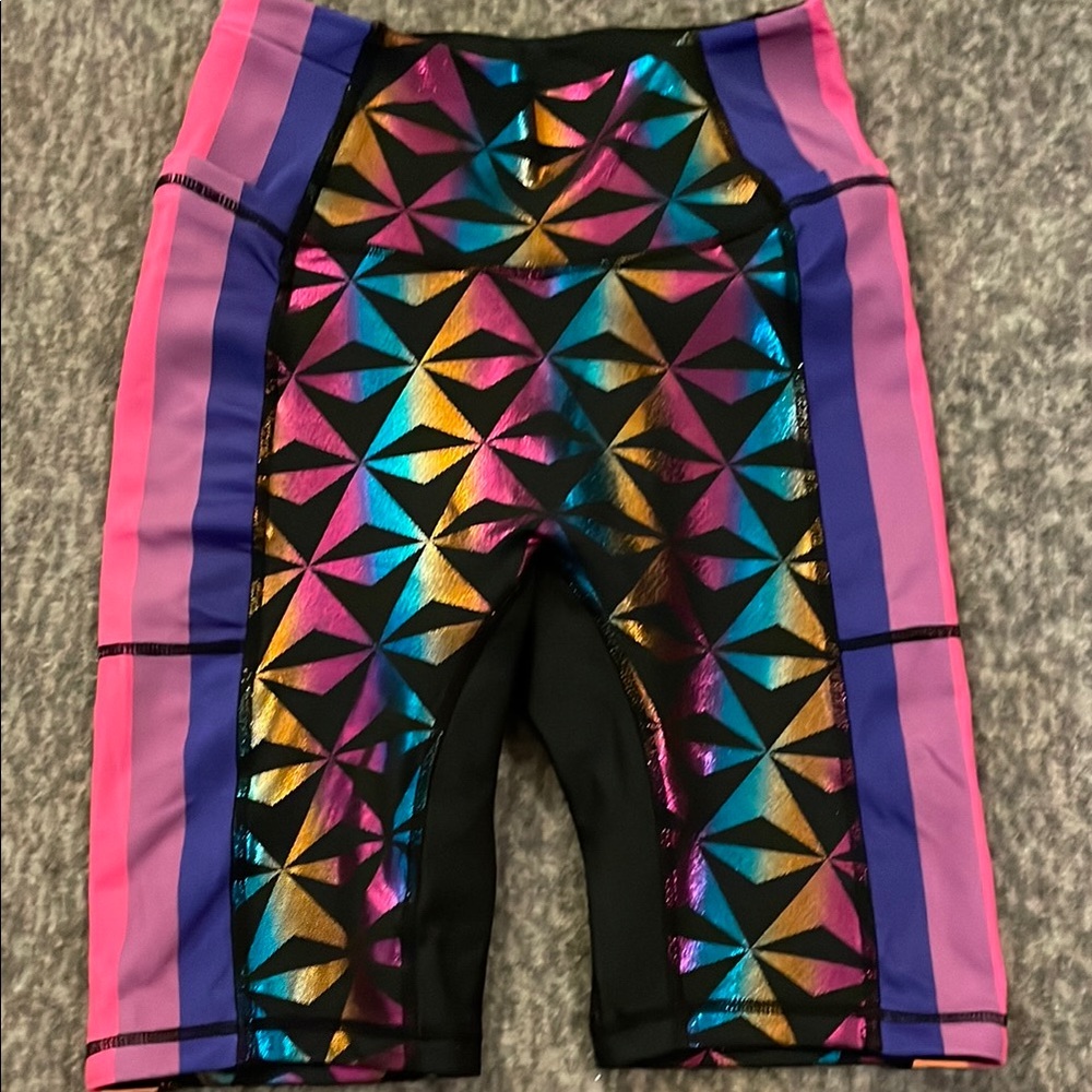 NWOT Never Worn Crowned Athletics Geodesic Night Biker Shorts